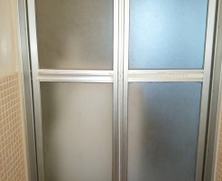 浴室 ドア 掃除